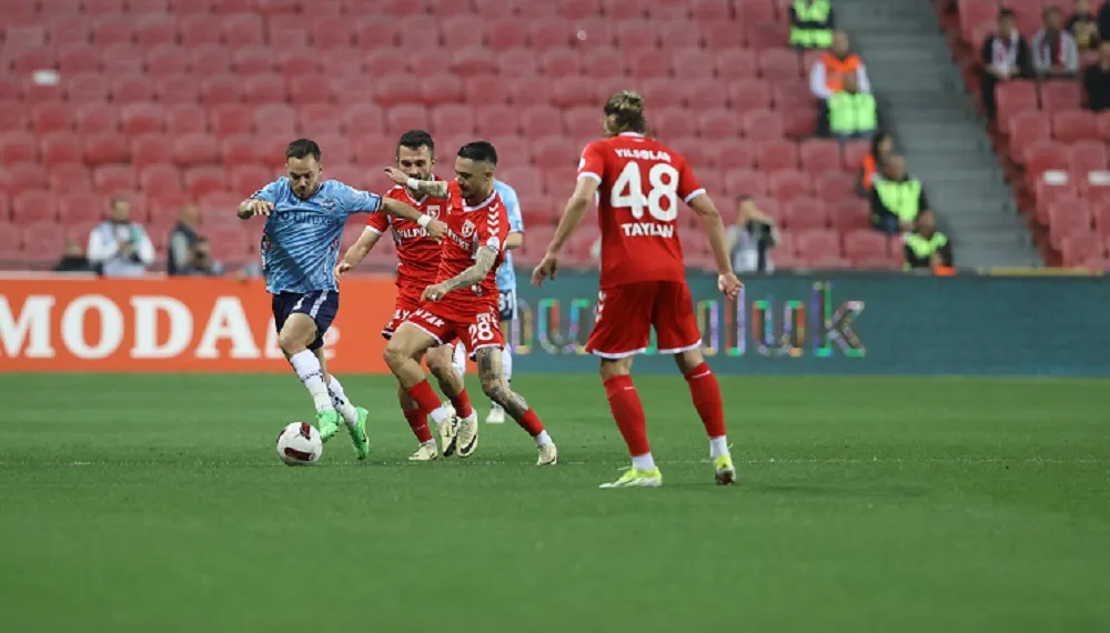 DEMİRSPOR SAMSUN’DAN BİR PUANLA DÖNÜYOR