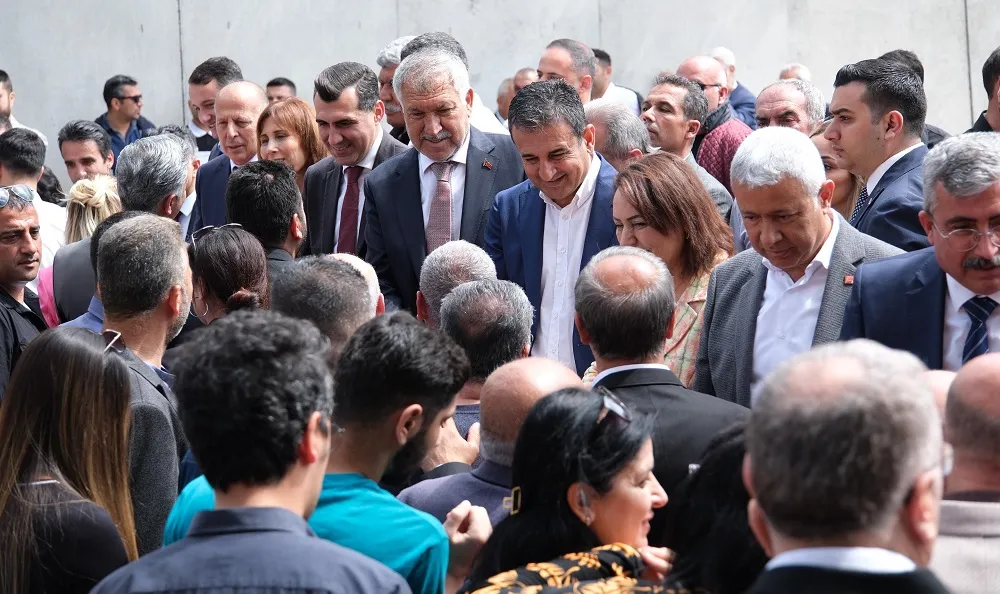 ADANA CHP’DE ÇİFTE BAYRAM COŞKUSU 