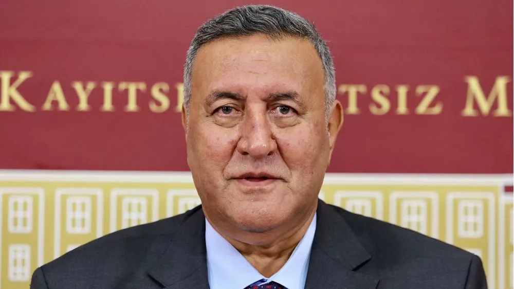 EMEKLİNİN BAYRAM İKRAMİYESİ ERİDİ
