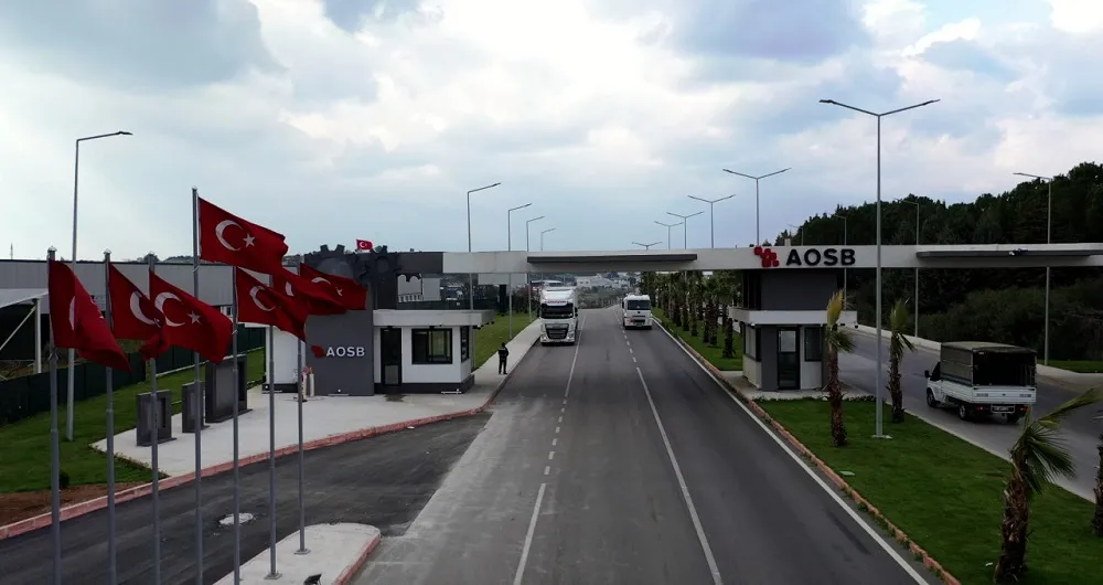  ADANA’DA 100 SANAYİ PARSELİ DAHA HAYATA GEÇİRİLECEK