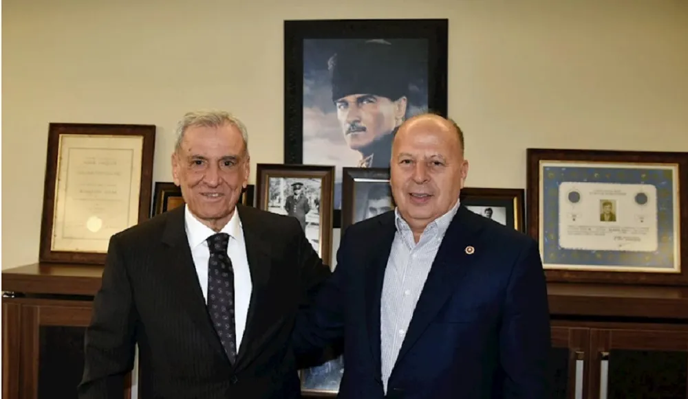 SELAHATTİN ÇOLAK ADANA VERGİ REKORTMENLERİ LİSTESİN DE