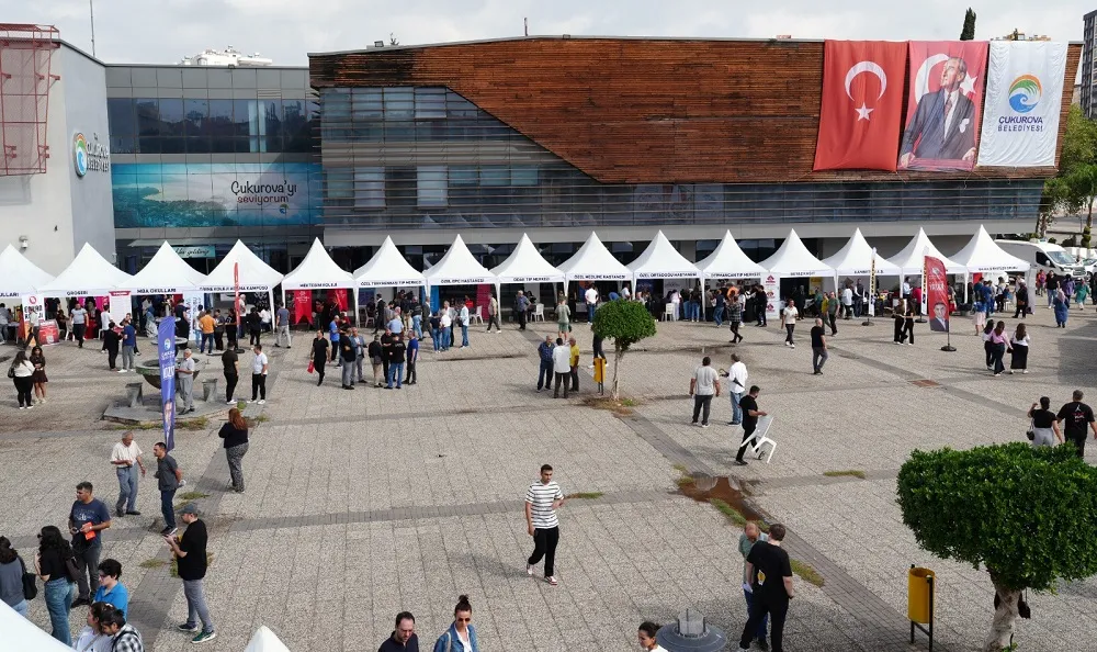 İŞ ARAYANLAR VE İŞVERENLER ÇUKUROVA’DA BULUŞTU