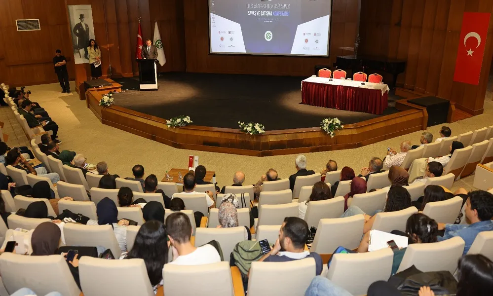 ADANA’DA “SAVAŞ VE ÇATIŞMA” KONFERANSI
