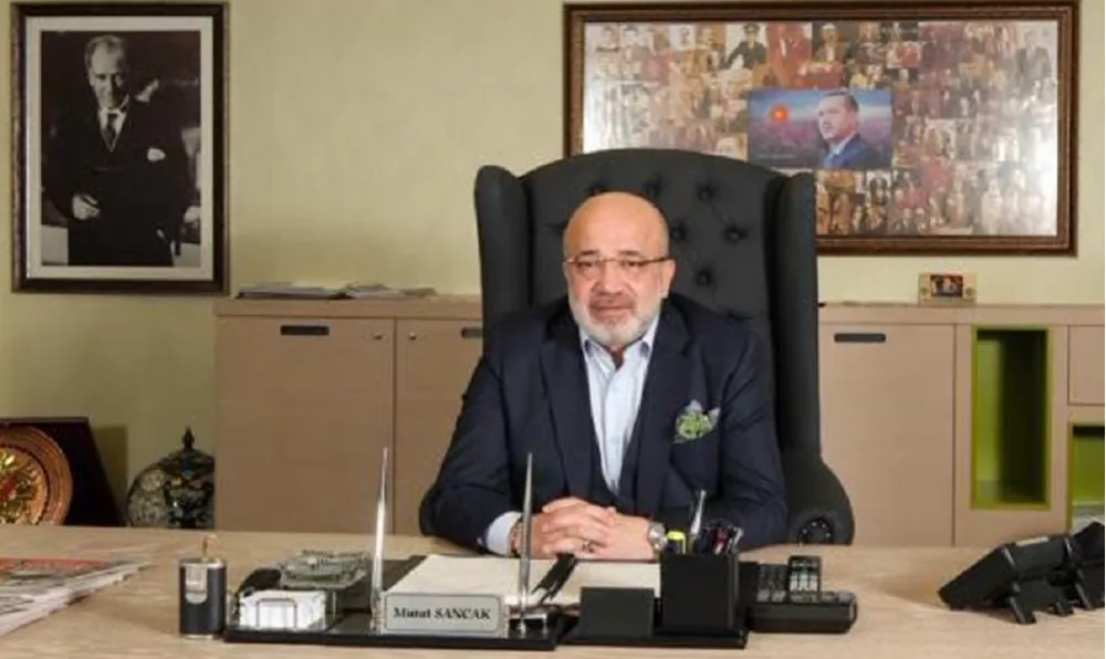 MURAT SANCAK,  METİN KORKMAZ VE FUTBOLCU YÜCEL GÜROL