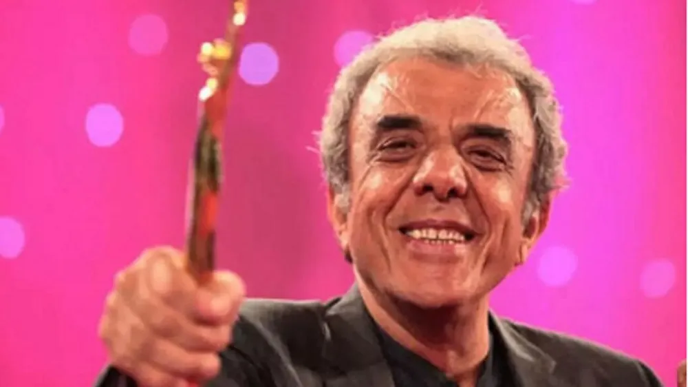 ORHAN APAYDIN
