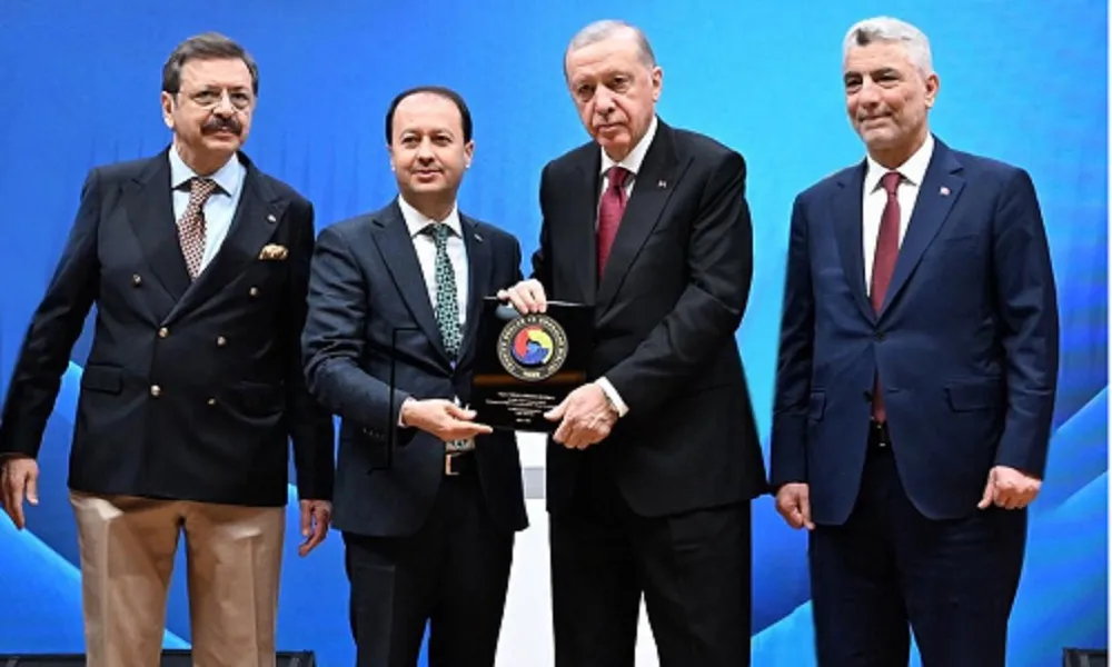 ŞEREF BELGESİNİ ERDOĞAN’DAN ALDI