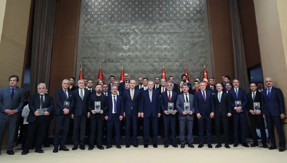 ADANALI RADYOCU ÖDÜLÜ ERDOĞAN