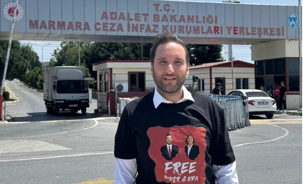SİLİVRİ’DE OYA TEKİN VE KADİR AYDAR’I ZİYARET ETTİ.