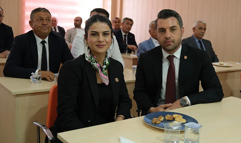 SEVİL AYDAR YILDIZ CEYHAN BELEDİYE BAŞKAN VEKİLİ SEÇİLDİ