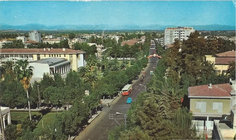 ATATÜRK CADDESİ 1960