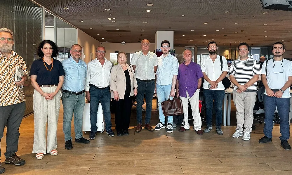 “HALKIN HABER ALMA HAKKINI ENGELLEMEKTEN VAZGEÇİN!”