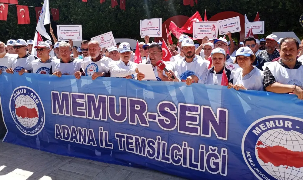 MEMUR SEN’DEN ATATÜRK PARKINDA EYLEM