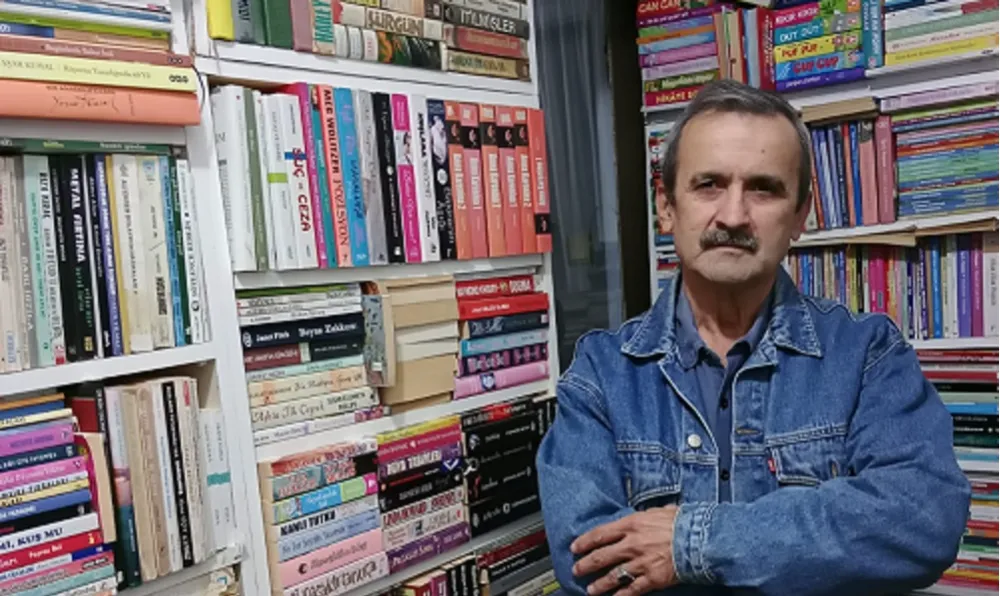CUMALİ KARATAŞ’TAN ÇUKUROVA SANATINA TARİHİ BİR ARMAĞAN