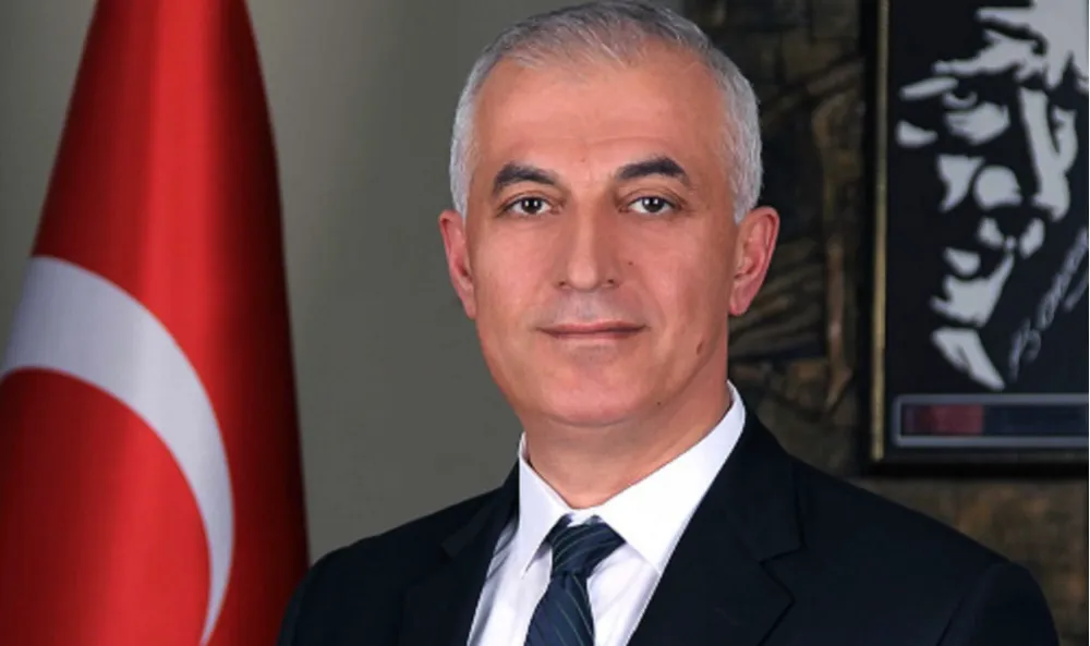  “ESNAFIMIZIN YÜKÜNÜ HAFİFLETECEK DÜZENLEMELER VE BEKLİYORUZ”