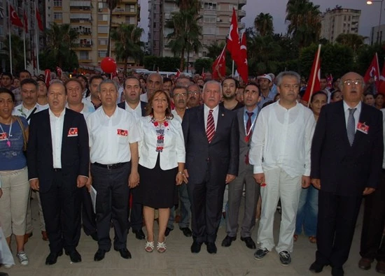 CHP’de Zafer Bayramı Coşkusu