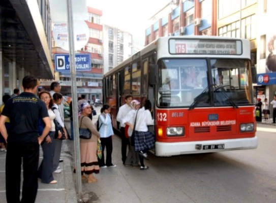 Adana Bayrama Hazır