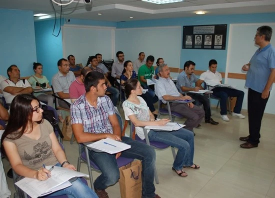 EMO’dan  “Elektrik İç Tesisleri Proje Eğitimi”