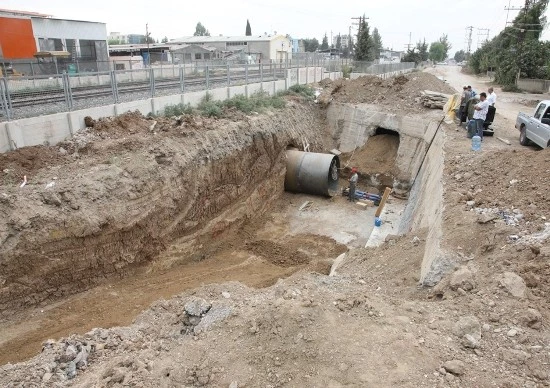 Güney Mahalleleri su baskınlarından kurtulacak