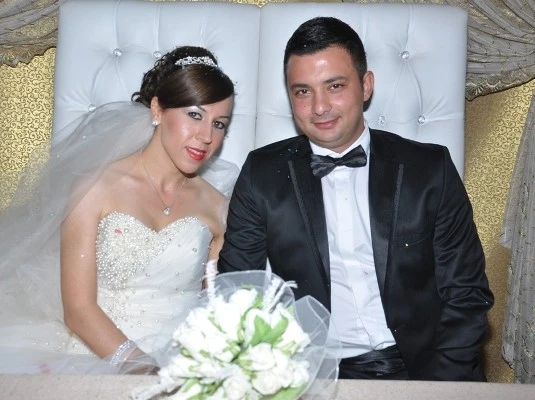 Ahmet, Ebru