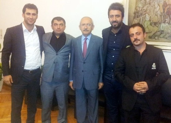 Kılçdaroğlu, Adana gençlik kolları ile görüştü