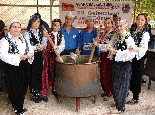 Balkan Türklerinde Aşure Şöleni