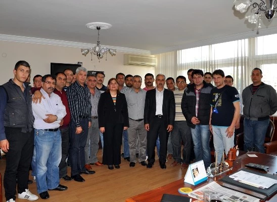 Türkmen’e sendika desteği