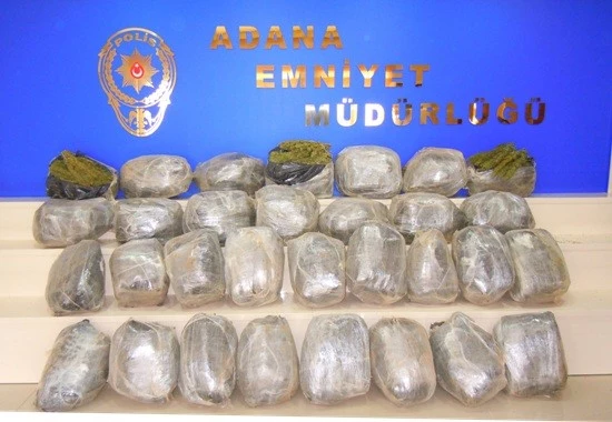 Adana’da 904 kilo uyuşturucu