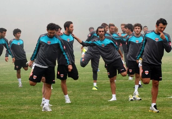 Adanaspor Kartepe’de