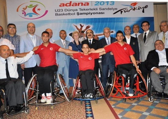 12 ülke milli takımı Adana’ya geldi