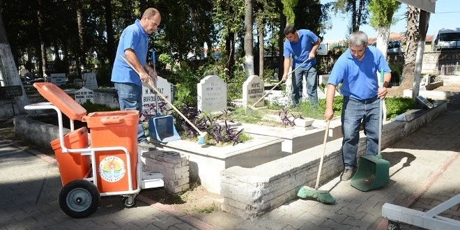 Mezarlıklar Bayram Ziyaretine Hazır