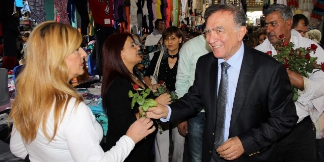 ‘Kadınların geleceğe sahip çıkması gerekiyor’