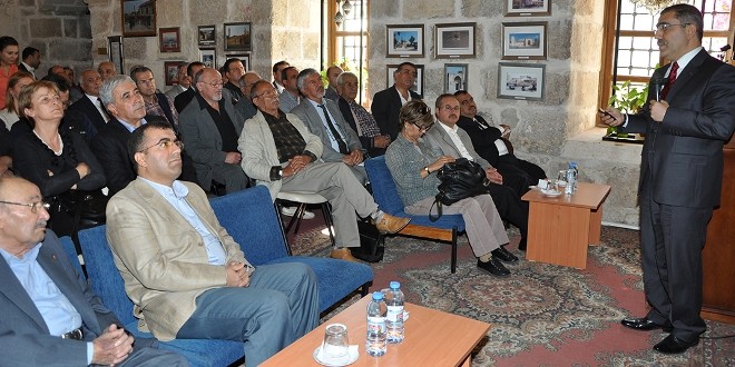 celikcan_koferans
