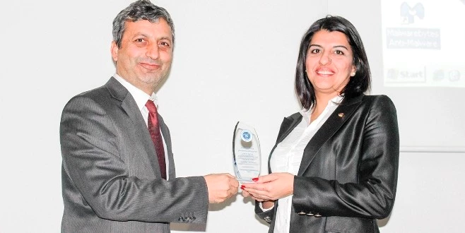 Adana’da Yönetim Eksikliği Var