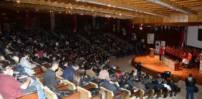 Bakır: Depremler Medeniyetleri Ortadan Kaldırıyor