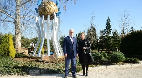 Adana’da Bosna Anıtı