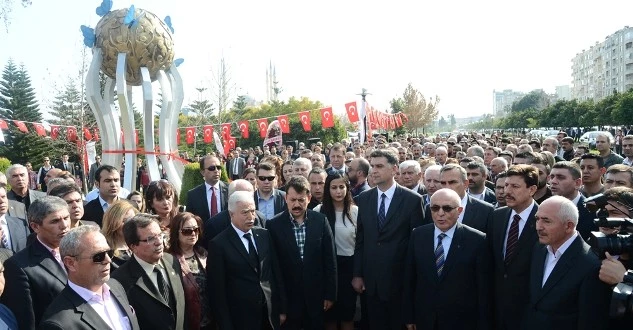 Adana’da Soykırım Anıtı