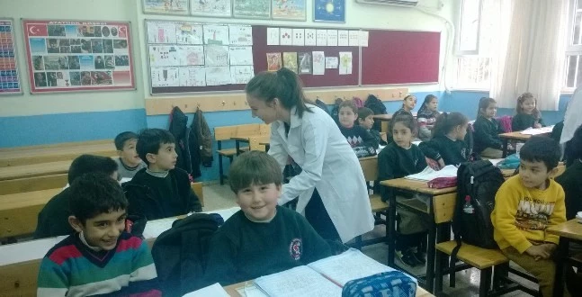 İlkokullarda Ağız Hijyeni Eğitimi