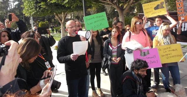 “Sokak köpek ve kedilerine deney yapılmasına İzin vermeyeceğiz”