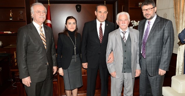 sozlu-ziyaretci_akini