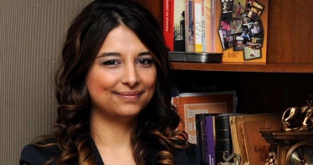 Büyük Aşkla Başlıyor, Çabuk Bitiyor