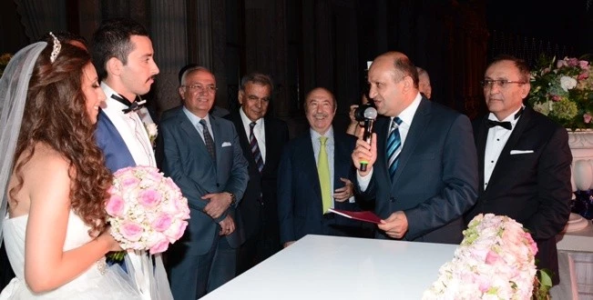 Çırağan’da Rüya Gibi Düğün