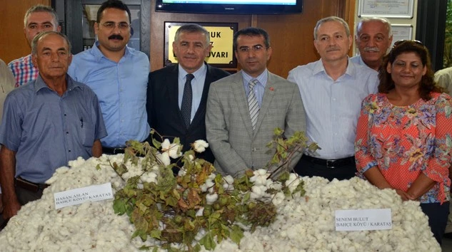 Sezonun ilk pamuğunu ÇUKOBİRLİK aldı