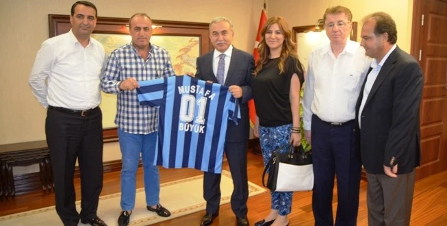 Vali Büyük’e ADS Forması