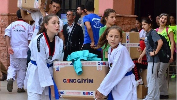 Adana’da 243 Amatör Takıma Malzeme