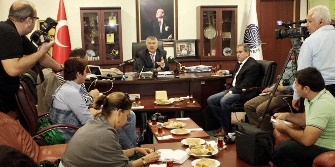 Karalar: Gidişat kötü Cumhuriyetine sahip çık