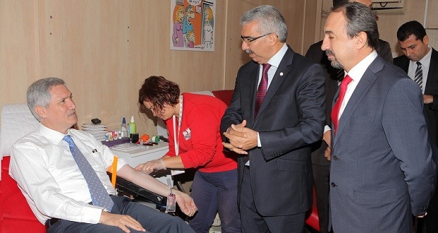 cu_kizilay_kan_bagisi (3)