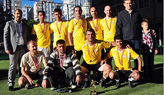 imo futbol turnuvası4