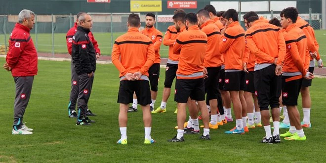 Antalya’da Puan Arıyor