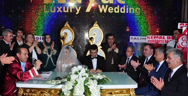 susar_aile_dugun (2)