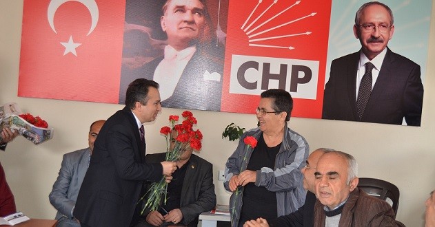kemal_derin_chp_yuregir_kadinlar (3)
